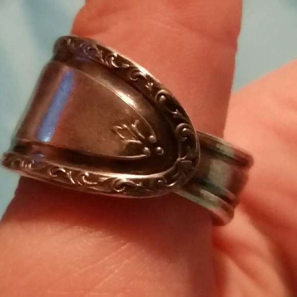 Vintage spoon ring - Picture 1 of 4